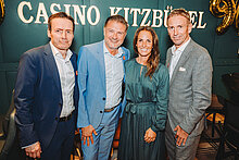 Gert Krones (Head of Operations Manager Casino Kitzbühel), Reinhard Deiring (Direktor Casino Kitzbühel), Simone Harisch (Hotelierin), Thomas Lichtblau (Managing Director Casinos Austria)