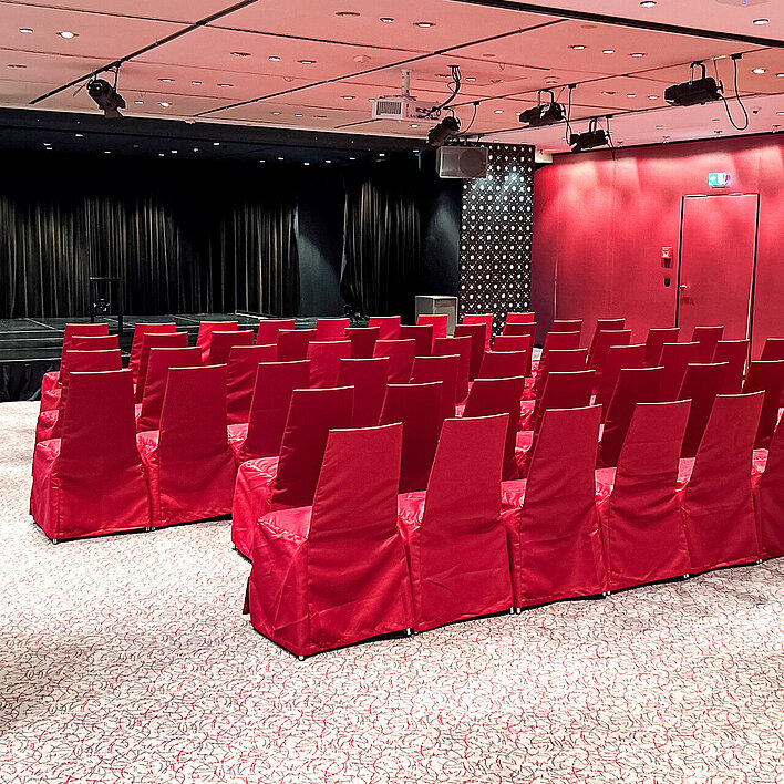 Theaterbestuhlung im Casineum des Casino Innsbruck