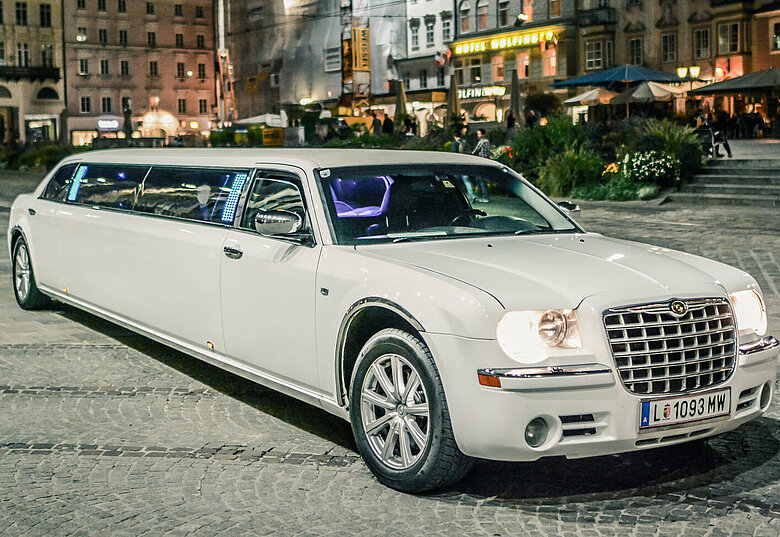 Limousine am Linzer Hauptplatz